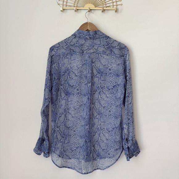 Equipment Snake Print Silk Shirt XS Blue Button Front - Picture 4 of 9